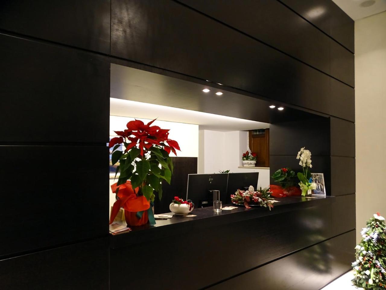 Torrione Hotel เรจโจ ดี คาลาเบีย ภายนอก รูปภาพ