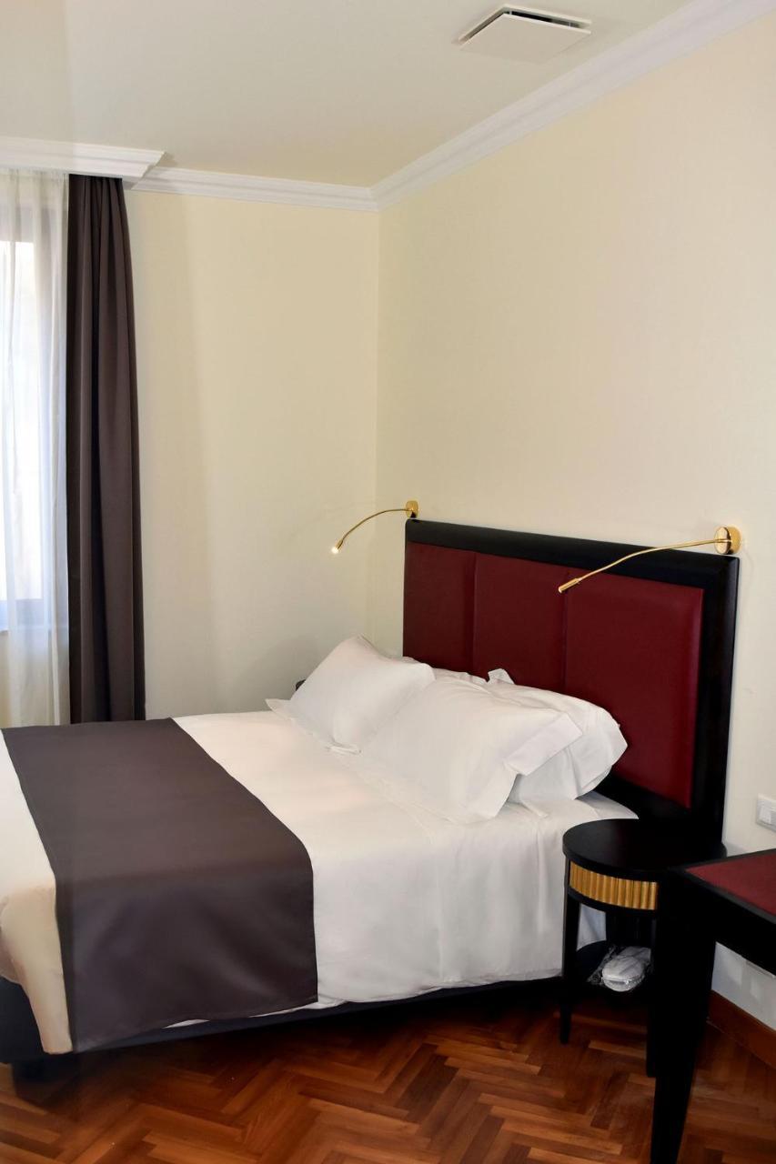 Torrione Hotel เรจโจ ดี คาลาเบีย ภายนอก รูปภาพ